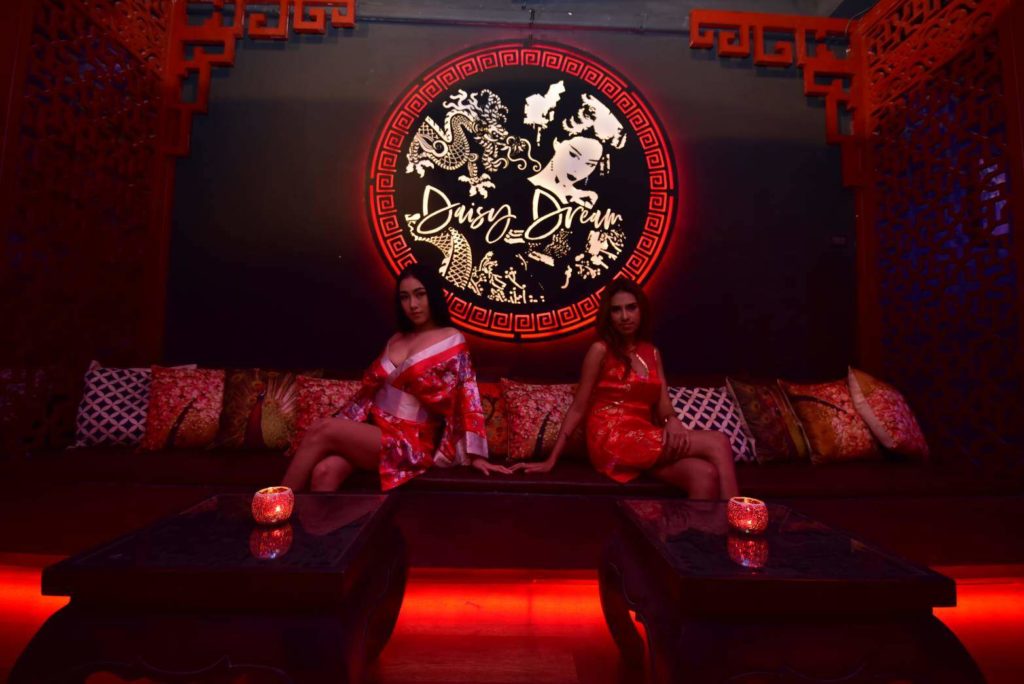 Daisy Dream Massage Club Bangkok - Girls