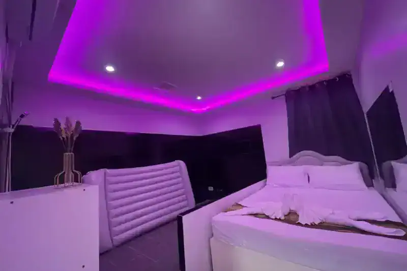 Mango Massage Bangkok 2026: Soi 24 Nuru Review & Prices