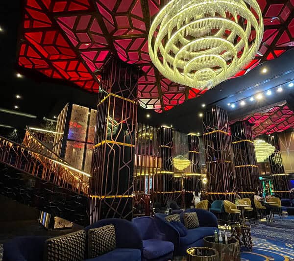 Black Caviar Bangkok: Ratchada’s Executive-Tier Soapy Club (2026)