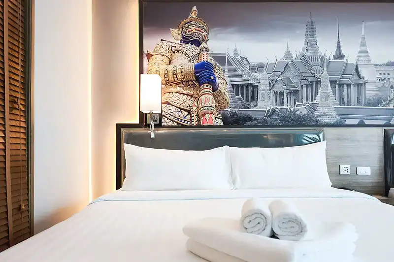 Citrus Sukhumvit 11 Review: The Written Policy, the Breakfast Trap & the Glass Bathroom