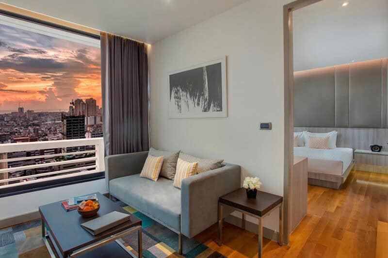 Staying a Month in Bangkok: What It Costs, and the 30-Day Rule That Decides Everything
