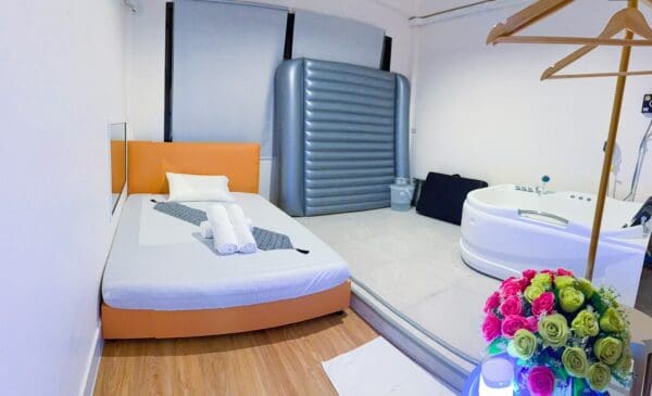 Kizuna Saki Bangkok Bangkok