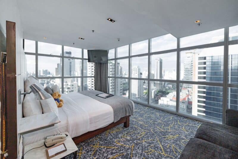 S31 Sukhumvit Hotel Review: The Panorama Suite, Guest Policy & Parties