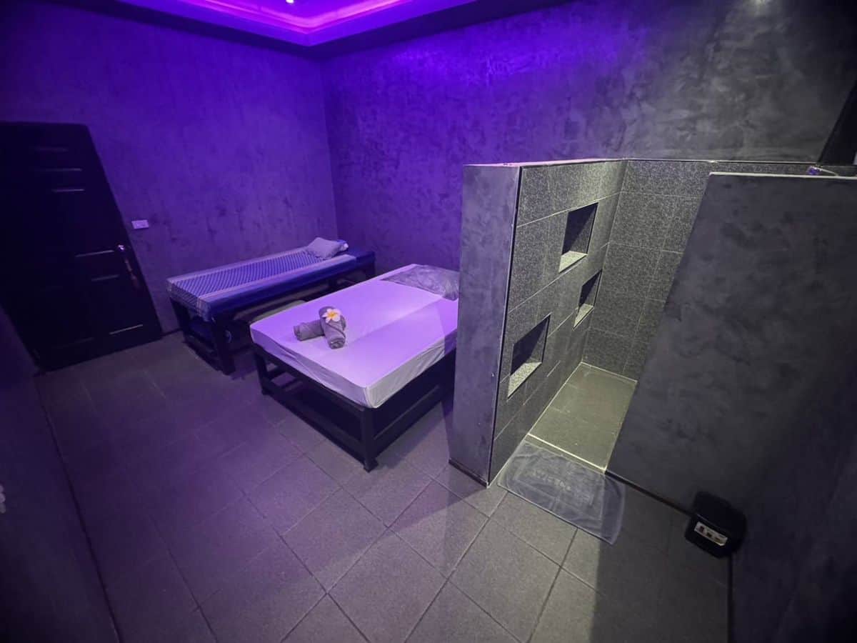 Suwon Men's Spa nuru room